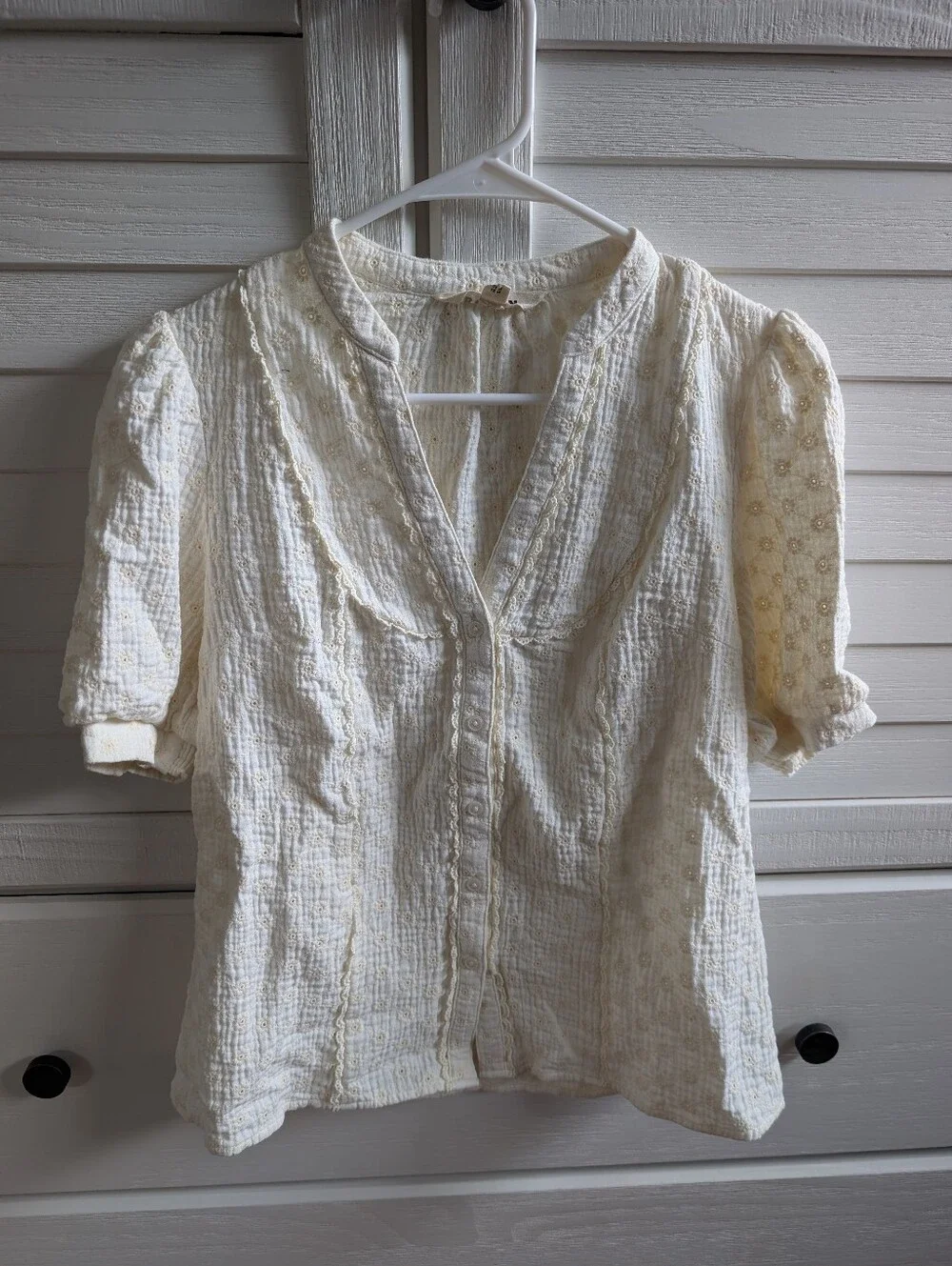 Boden Ivory Blouse Puff Sleeve